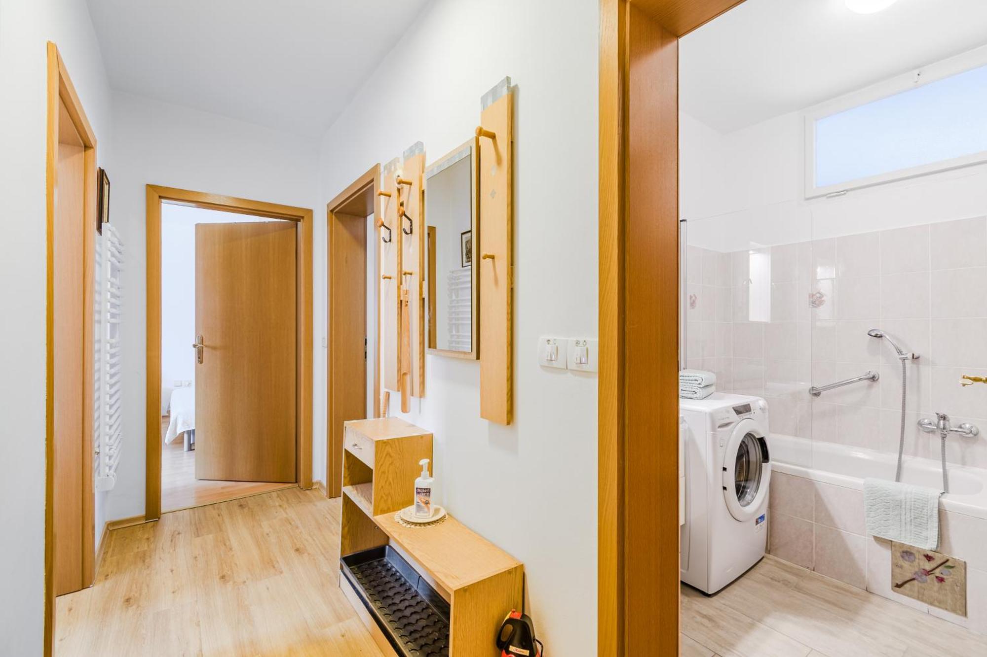 Apartma Mama โบเว็ก ภายนอก รูปภาพ